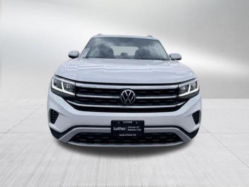 Opal White Pearl 2023 Volkswagen Atlas 3.6L SEL