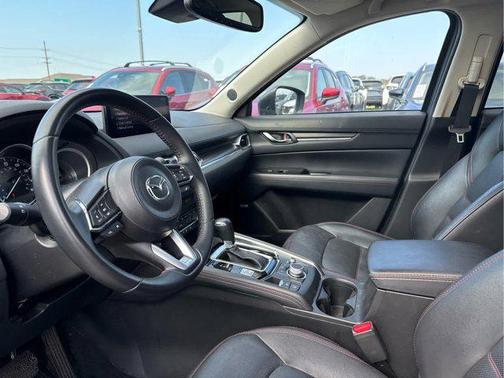 2024 Mazda CX-5 Carbon Edition