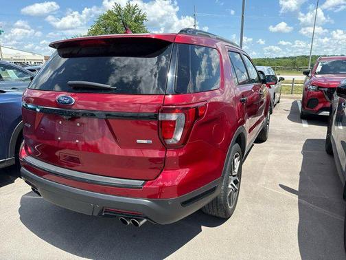 2018 Ford Explorer Sport