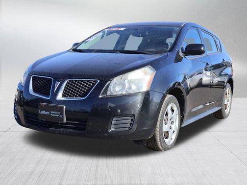 2010 Pontiac Vibe Base