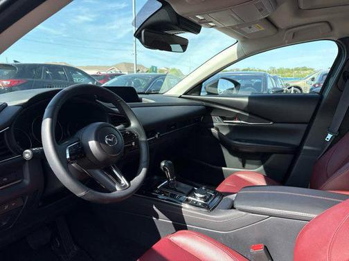 2025 Mazda CX-30 2.5 S Carbon Edition
