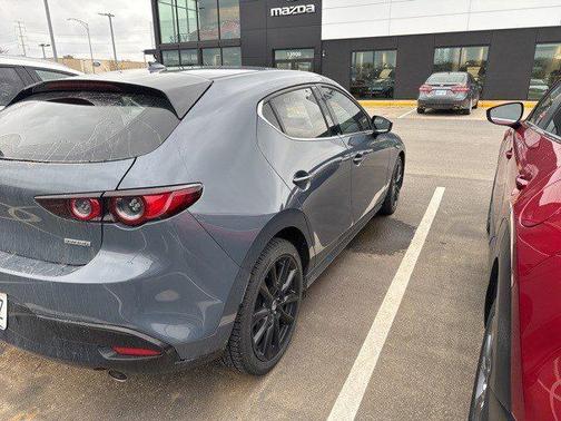 2020 Mazda Mazda3 FWD w/Premium Package