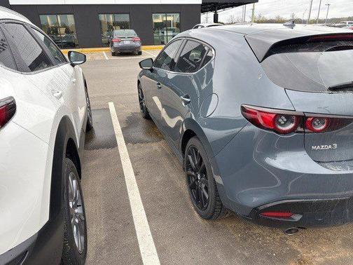 2020 Mazda Mazda3 FWD w/Premium Package