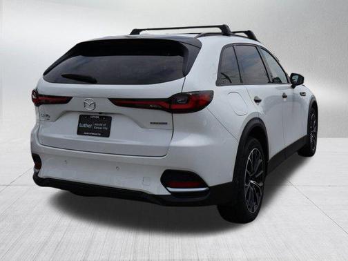 2025 Mazda CX-70 PHEV Premium Package