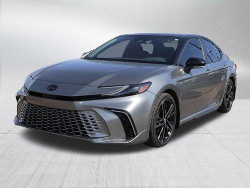 Heavy Metal/Midnight Black Metallic 2025 Toyota Camry LE