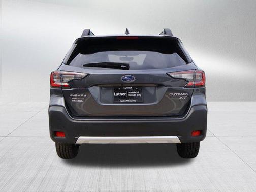2025 Subaru Outback Limited XT