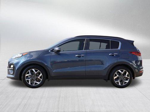 2022 Kia Sportage EX