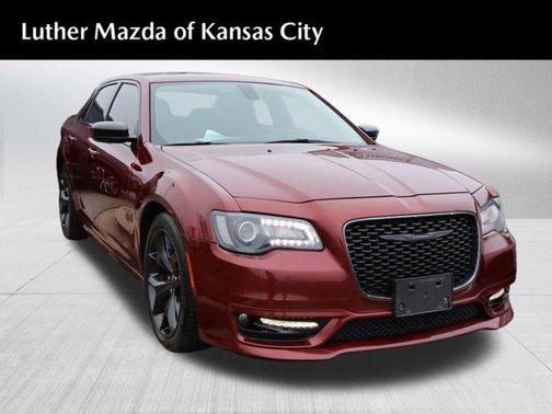 2020 Chrysler 300 Touring