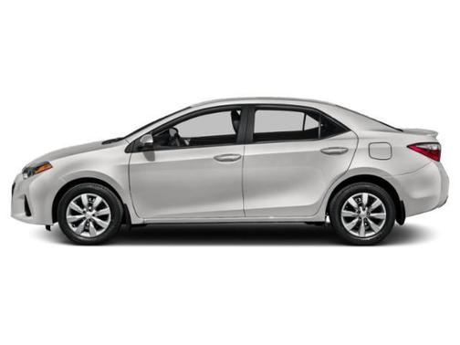 Super White 2015 Toyota Corolla S Plus