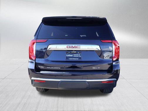 2024 GMC Yukon SLT
