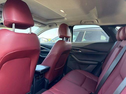 2025 Mazda CX-30 2.5 S Carbon Edition