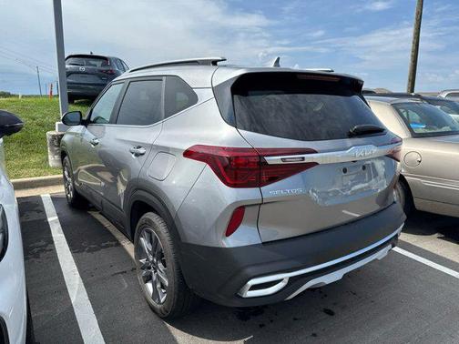 2023 Kia Seltos S