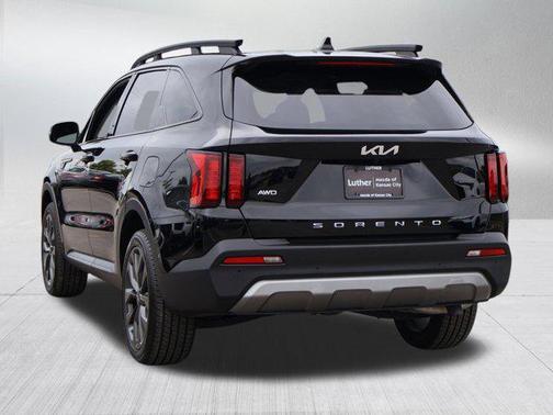 2022 Kia Sorento EX