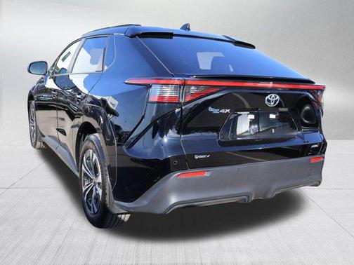2024 Toyota bZ4X XLE