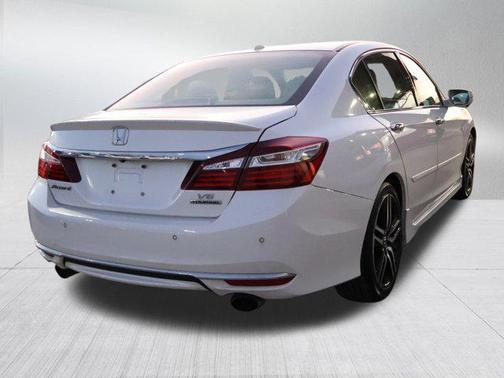 2017 Honda Accord Touring V6