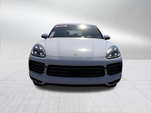 White 2019 Porsche Cayenne Cayenne