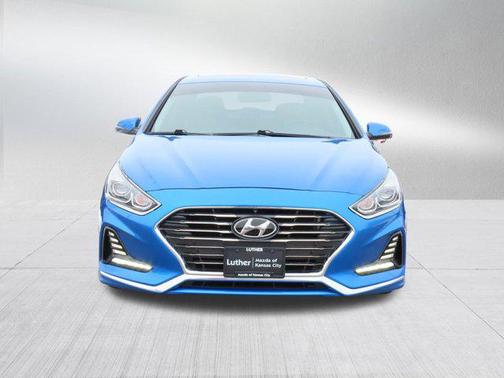2018 Hyundai SONATA Limited