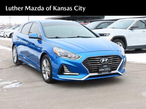 2018 Hyundai SONATA Limited