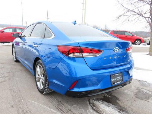 2018 Hyundai SONATA Limited