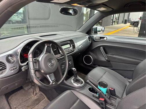 2012 Volkswagen Beetle 2.5L