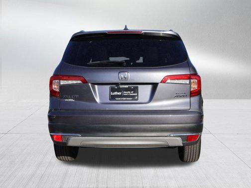 2022 Honda Pilot AWD Elite