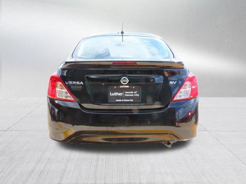 2019 Nissan Versa 1.6 SV