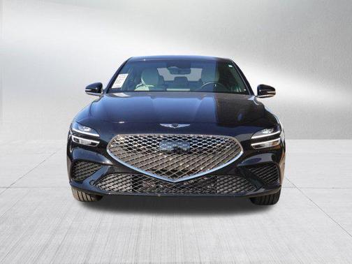 2025 Genesis G70 2.5T AWD