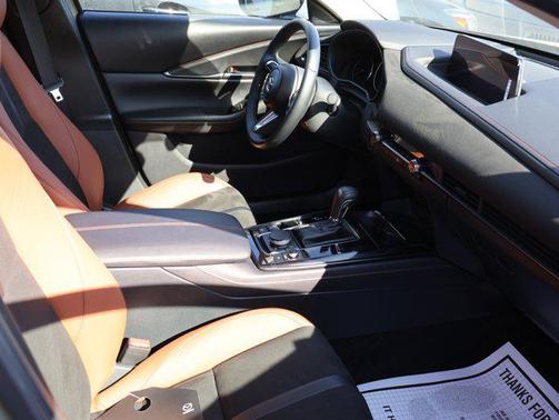 2025 Mazda CX-30 2.5 Carbon Turbo