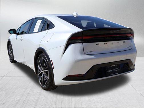 2024 Toyota Prius LE