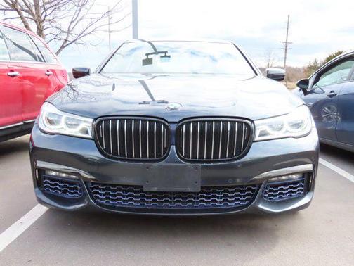 2017 BMW 750 i xDrive