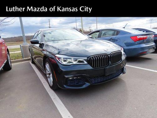 2017 BMW 750 i xDrive