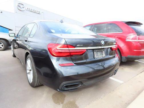 2017 BMW 750 i xDrive