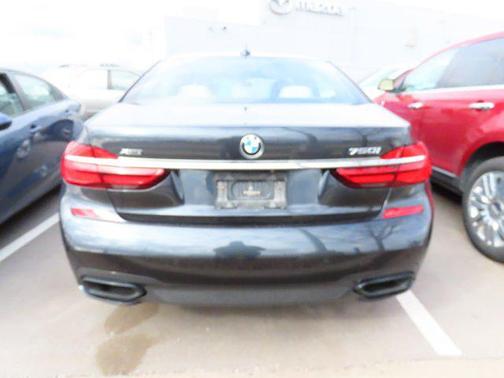 2017 BMW 750 i xDrive