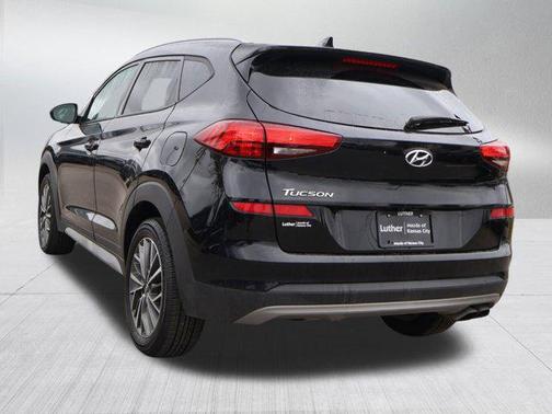 2021 Hyundai TUCSON SEL