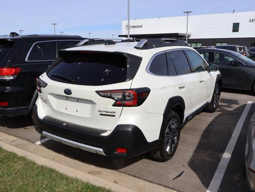 2023 Subaru Outback Touring XT