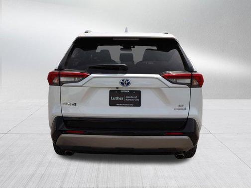 2024 Toyota RAV4 Hybrid SE