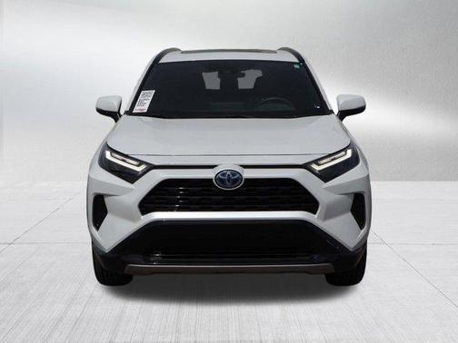2024 Toyota RAV4 Hybrid SE