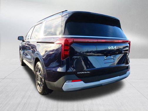 2025 Kia Carnival Hybrid EX