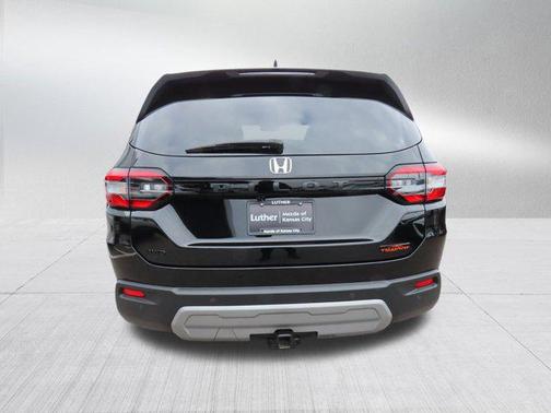 2023 Honda Pilot AWD TrailSport