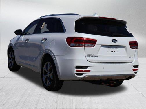 2016 Kia Sorento SX