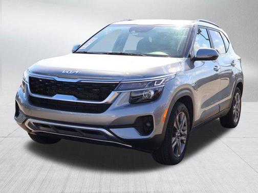 Steel Gray 2023 Kia Seltos S