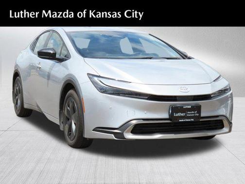 2024 Toyota Prius Prime SE