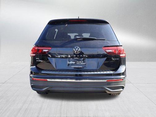 2022 Volkswagen Tiguan 2.0T SE 4MOTION