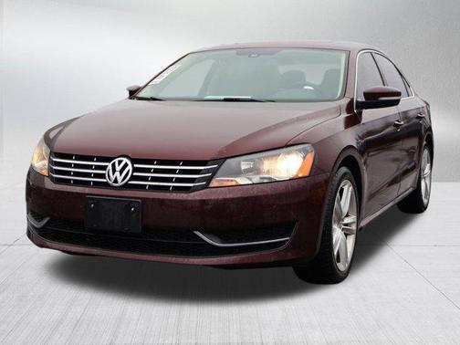 2014 Volkswagen Passat 2.0L TDI DSG SE w/Sunroof