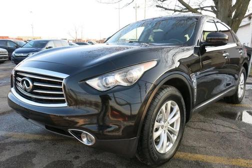 2016 INFINITI QX70 Base