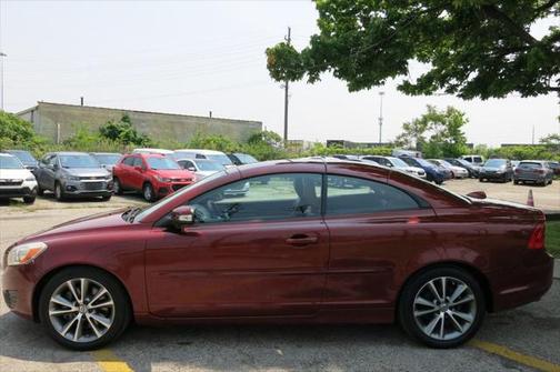 2011 Volvo C70 2dr Convertible Automatic
