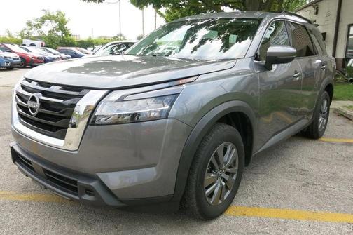 2024 Nissan Pathfinder SV 4WD