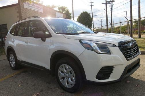 2023 Subaru Forester Base