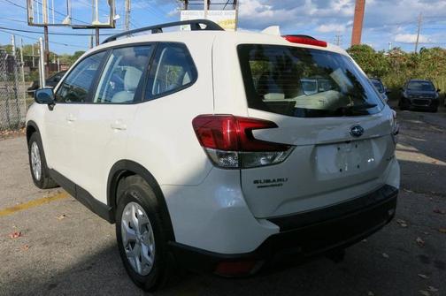 2023 Subaru Forester Base