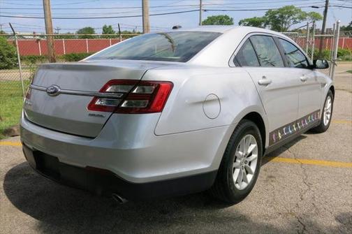 2013 Ford Taurus 4dr Sedan SE FWD